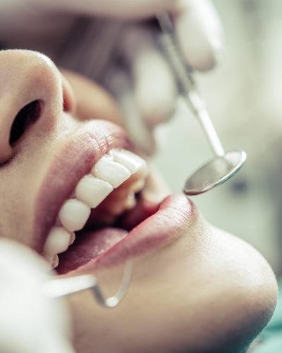 Equipo de dentistas especialistas en clínica dental en Toledo