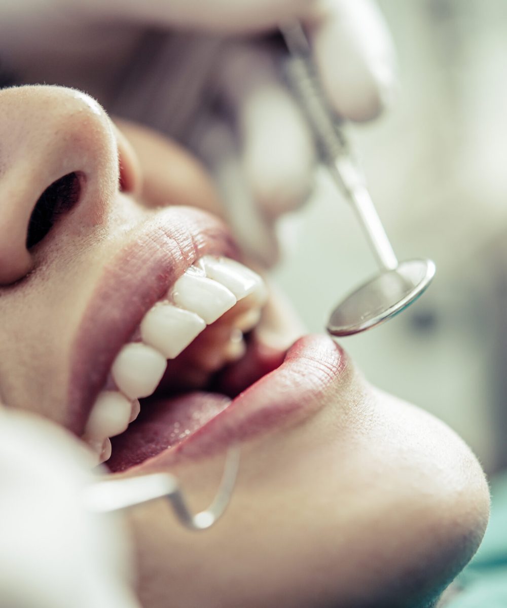 Equipo de dentistas especialistas en clínica dental en Toledo